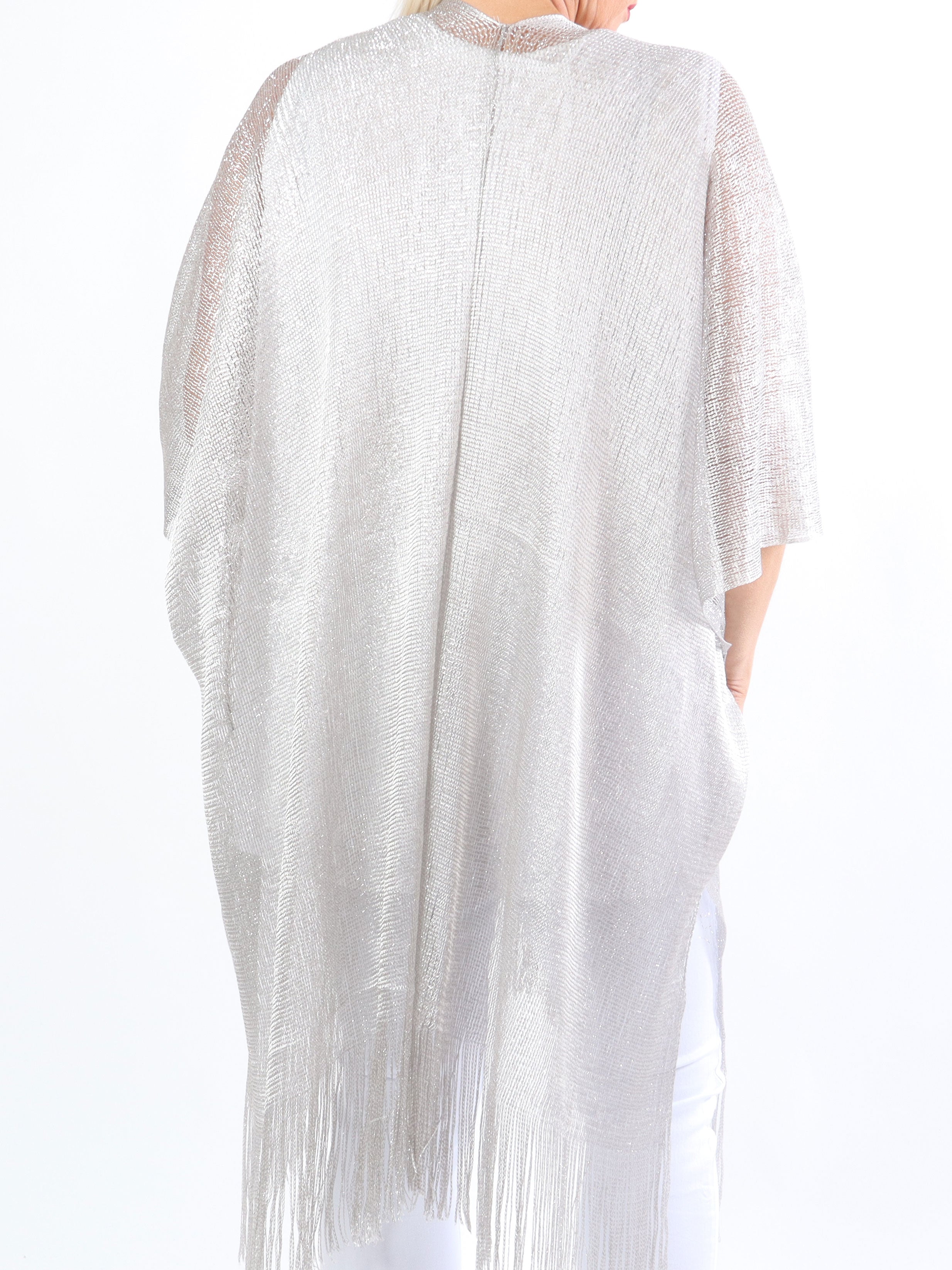 Betti - Plus size sjal med glimmertråde og frynser